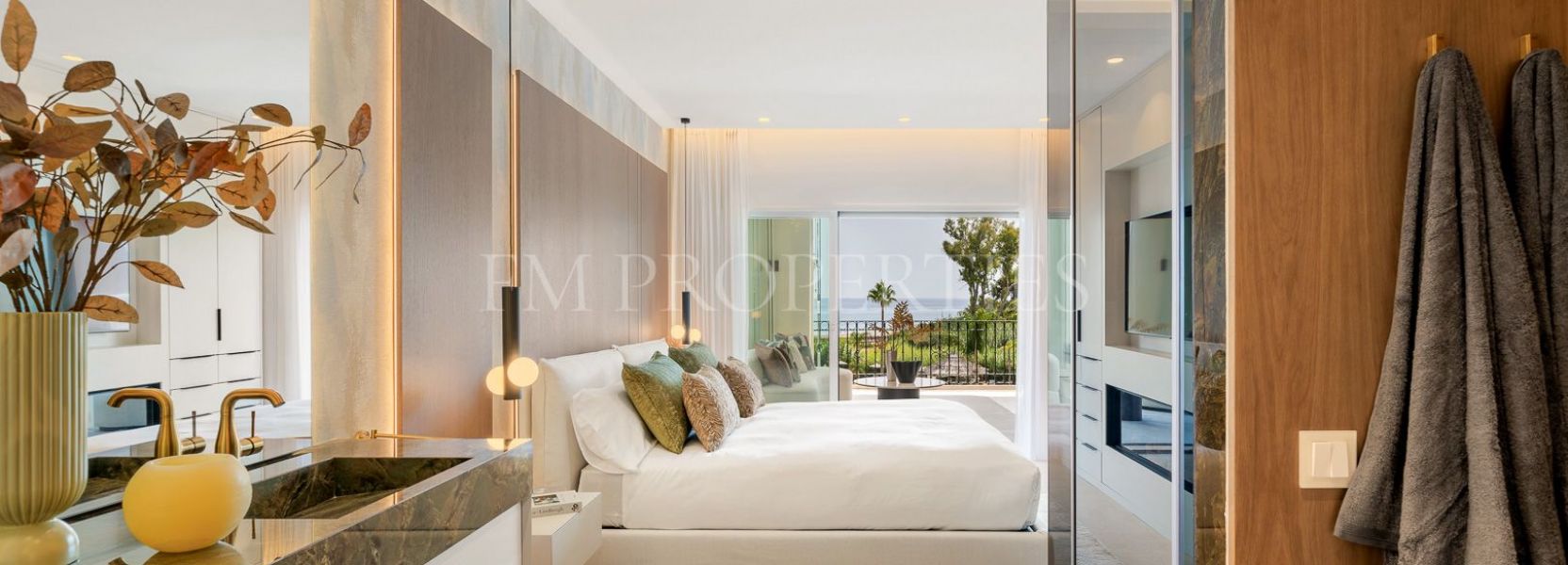 Apartment  in Estepona