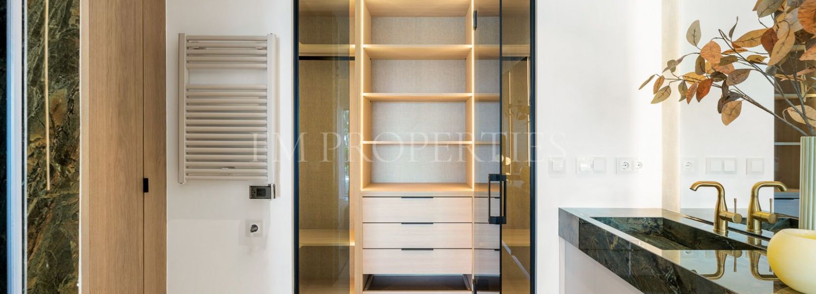 Apartment  in Estepona