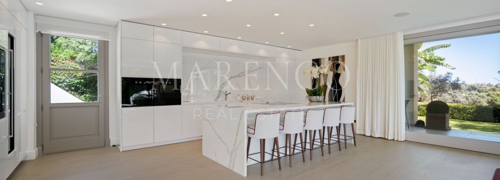 Villa  in Aloha, Nueva Andalucia, Marbella