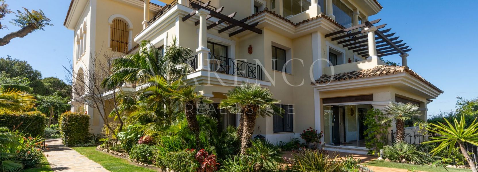 Appartement begane grond  in Aloha Park, Nueva Andalucia, Marbella