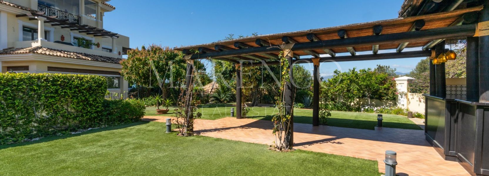 Appartement begane grond  in Aloha Park, Nueva Andalucia, Marbella