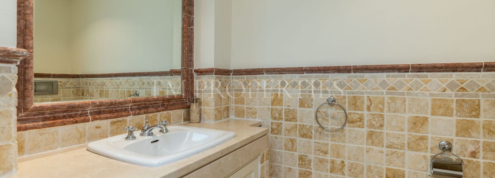 Ground Floor Apartment  in Aloha Park, Nueva Andalucia, Marbella