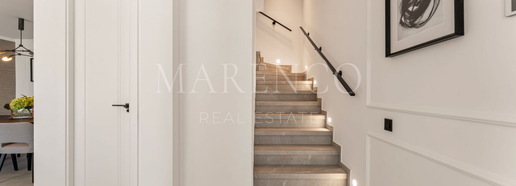 Duplex  à Las Colinas de Marbella, Benahavis