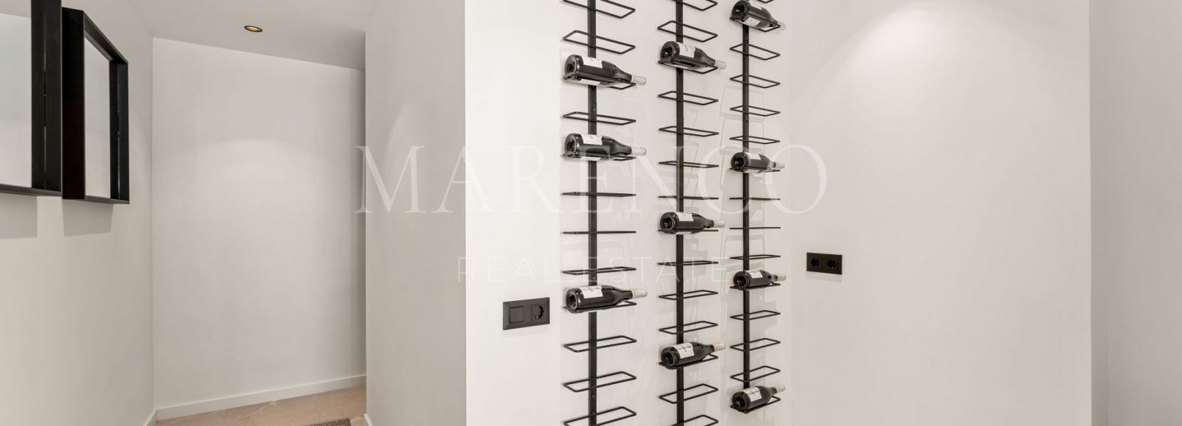 Duplex  à Las Colinas de Marbella, Benahavis