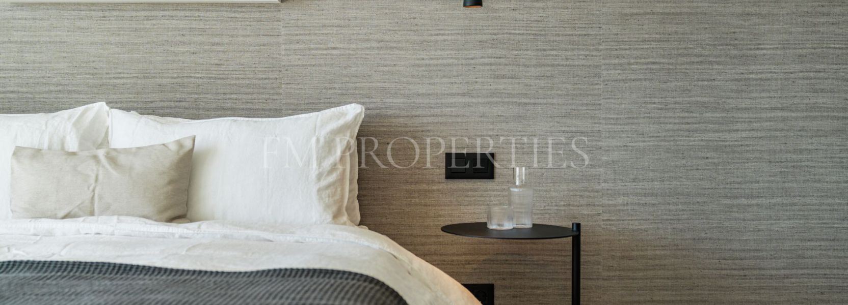 Duplex  in Las Colinas de Marbella, Benahavis