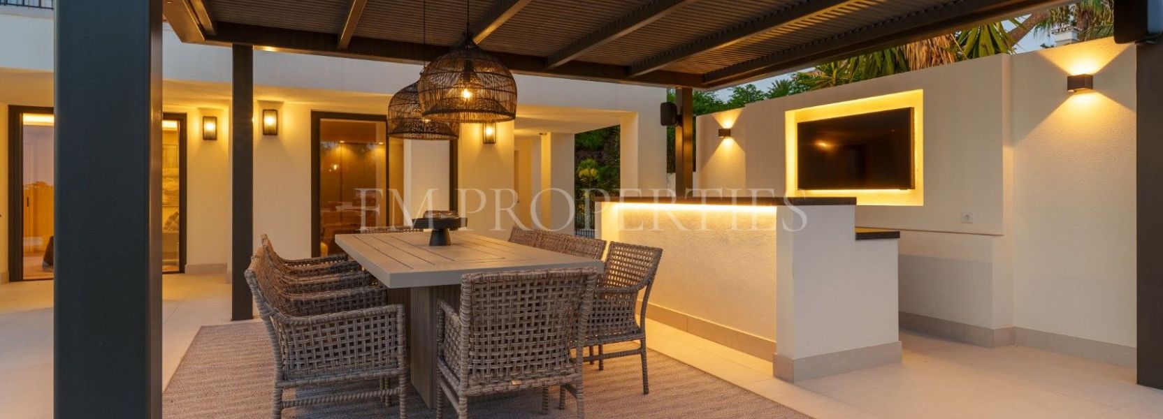 Villa  in Rocio de Nagüeles, Marbella Golden Mile, Marbella