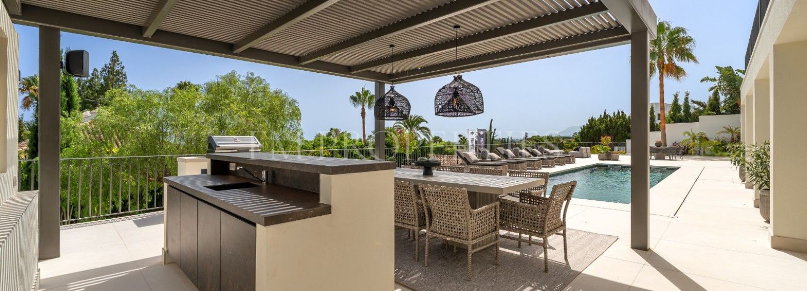 Villa  in Rocio de Nagüeles, Marbella Golden Mile, Marbella