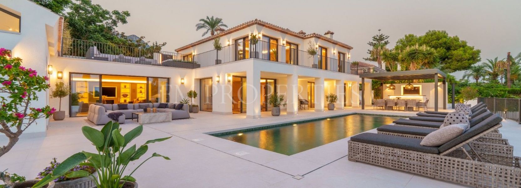 Villa  in Rocio de Nagüeles, Marbella Golden Mile, Marbella