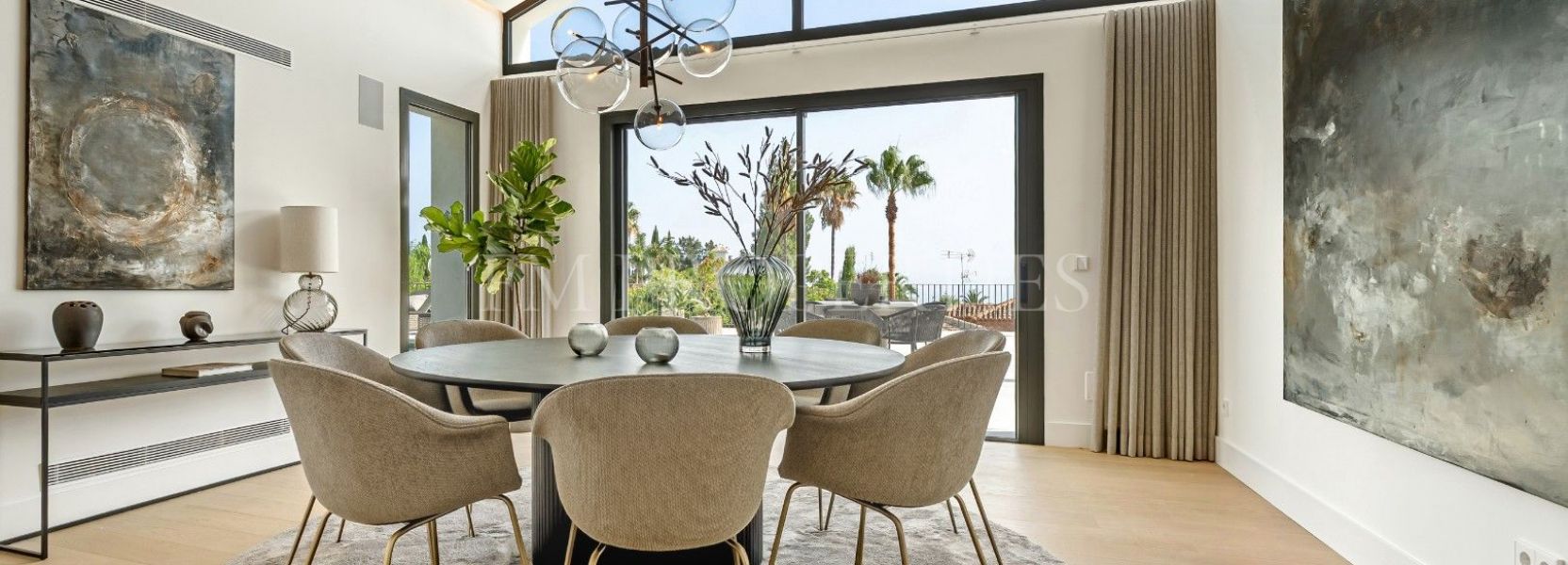 Villa  in Rocio de Nagüeles, Marbella Golden Mile, Marbella