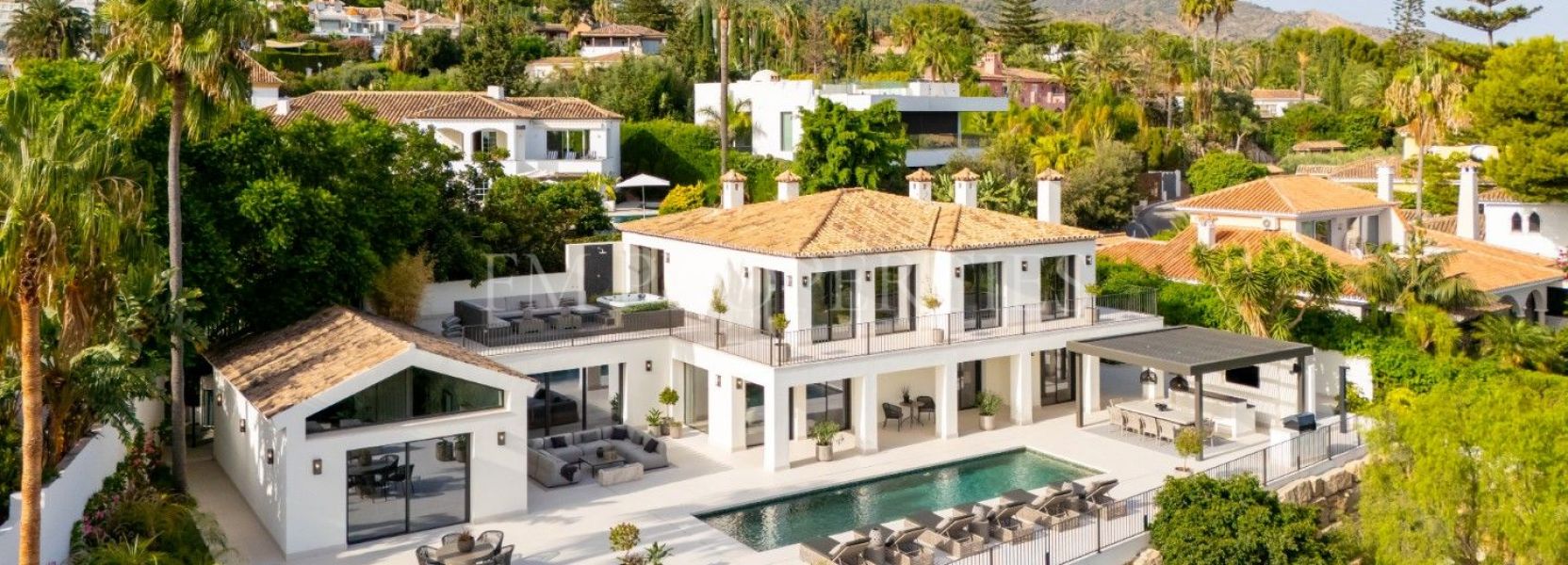 Villa  in Rocio de Nagüeles, Marbella Golden Mile, Marbella