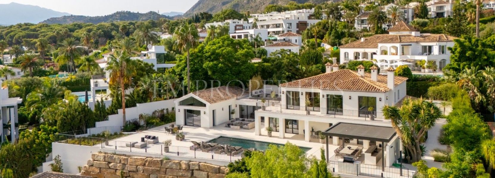 Villa  in Rocio de Nagüeles, Marbella Golden Mile, Marbella