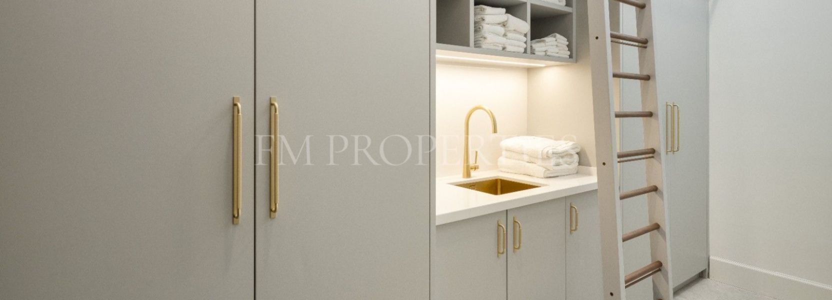 Villa  in Nueva Andalucia, Marbella