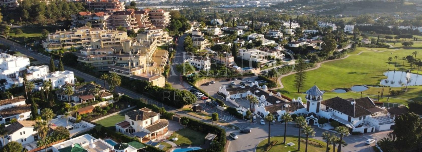 Villa  in Nueva Andalucia, Marbella