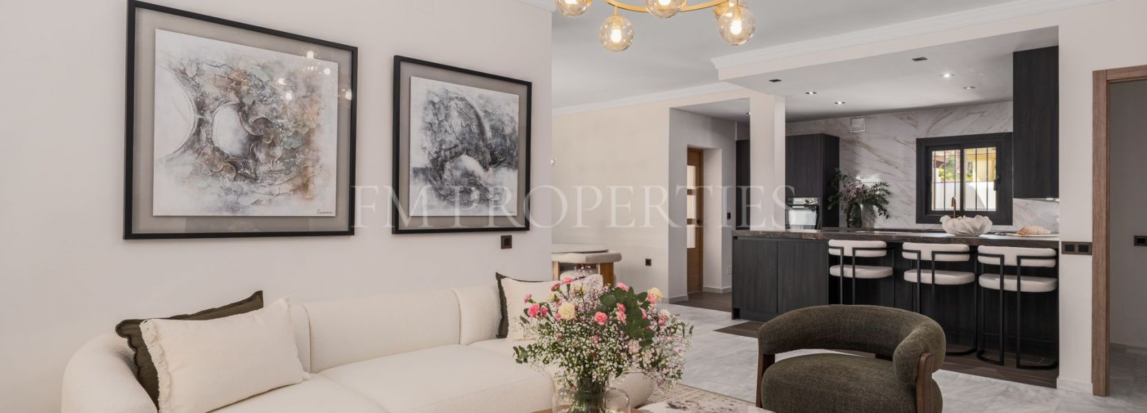 Villa  in Altos del Rodeo, Nueva Andalucia, Marbella