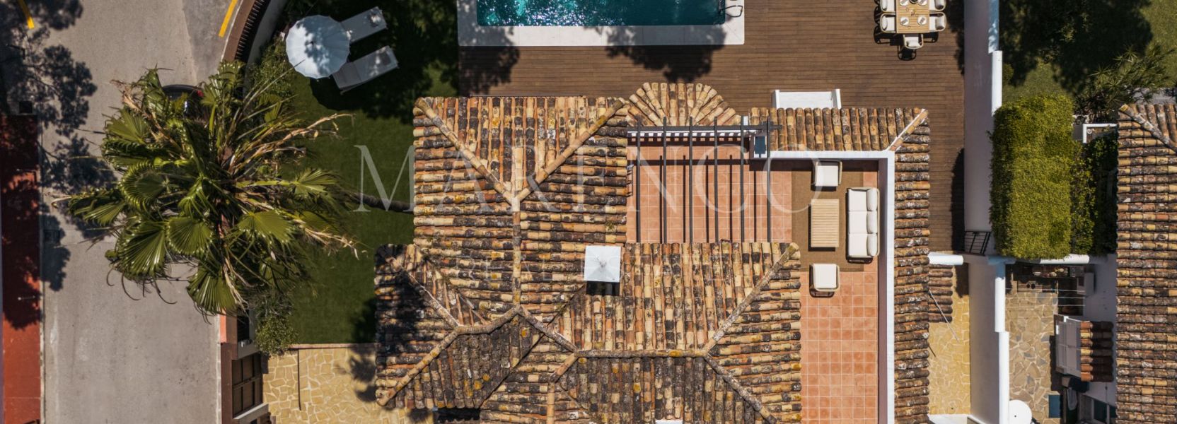 Villa  en Altos del Rodeo, Nueva Andalucia, Marbella