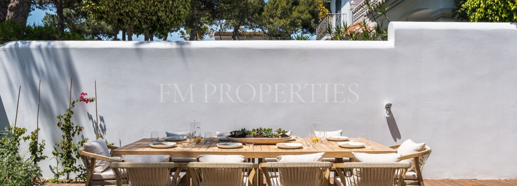 Villa  in Altos del Rodeo, Nueva Andalucia, Marbella