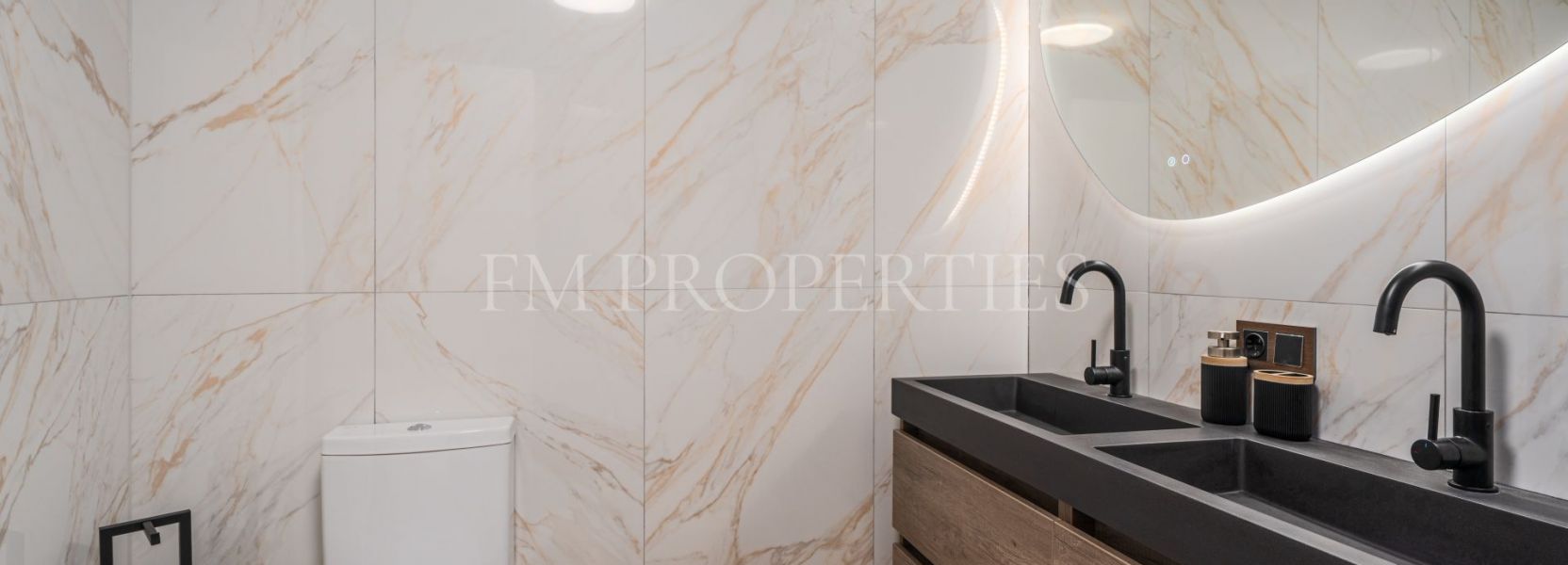 Villa  in Altos del Rodeo, Nueva Andalucia, Marbella