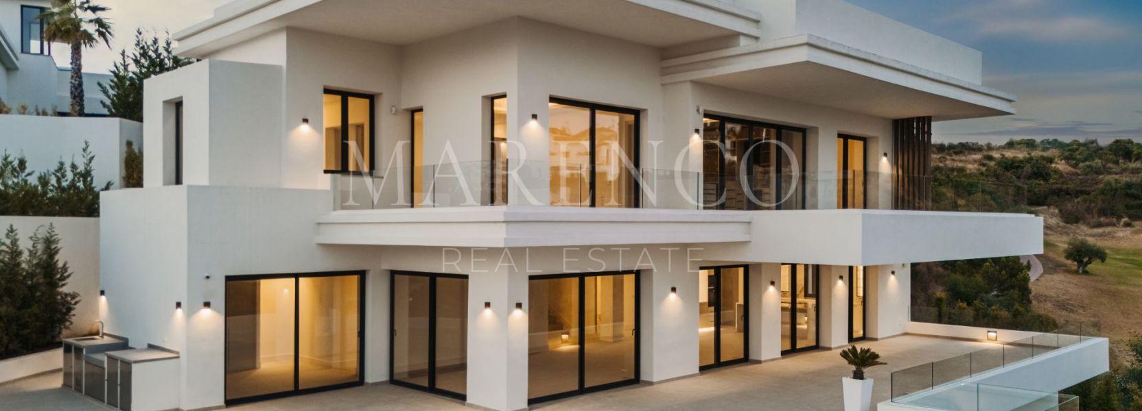 Villa  à La Resina Golf, Estepona Est, Estepona