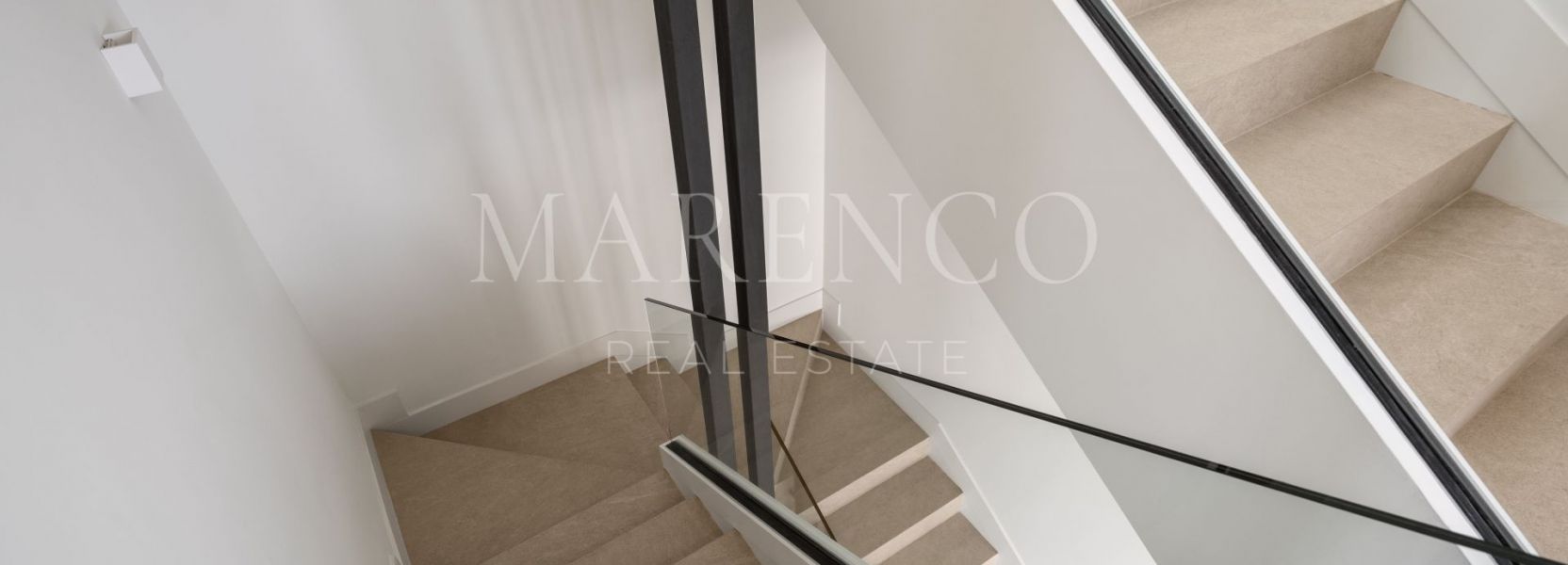 Villa  à La Resina Golf, Estepona Est, Estepona