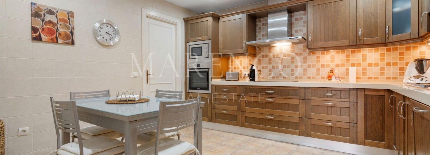Apartamento Planta Baja  en Nueva Andalucia, Marbella