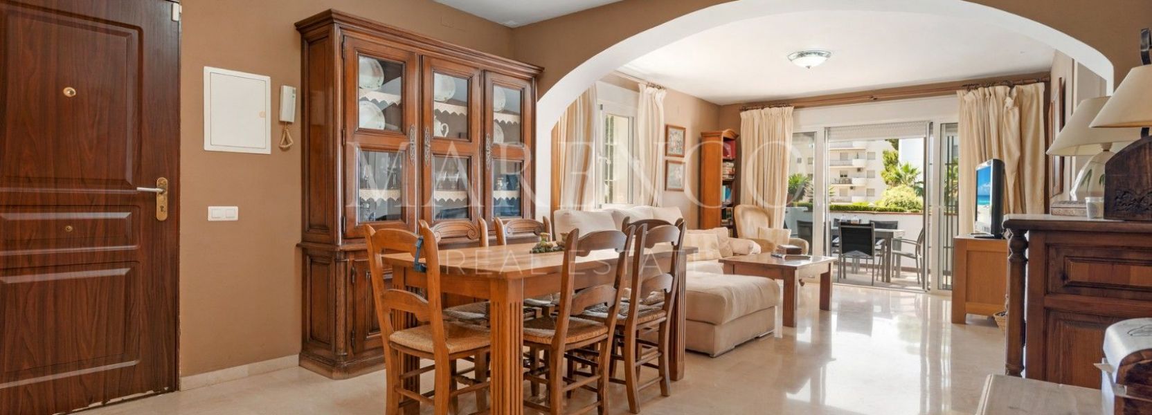 Apartamento Planta Baja  en Nueva Andalucia, Marbella