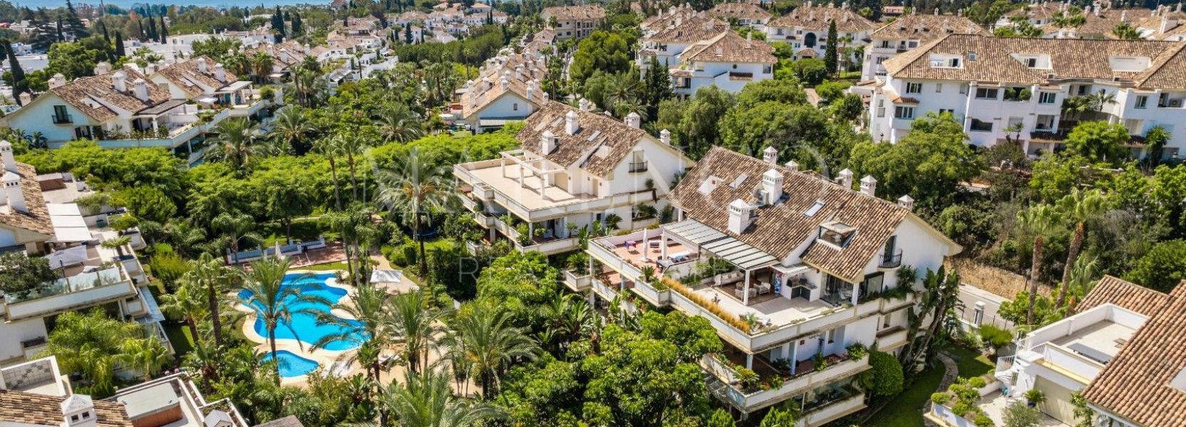 Atico Duplex  en Lomas del Rey, Marbella Golden Mile, Marbella