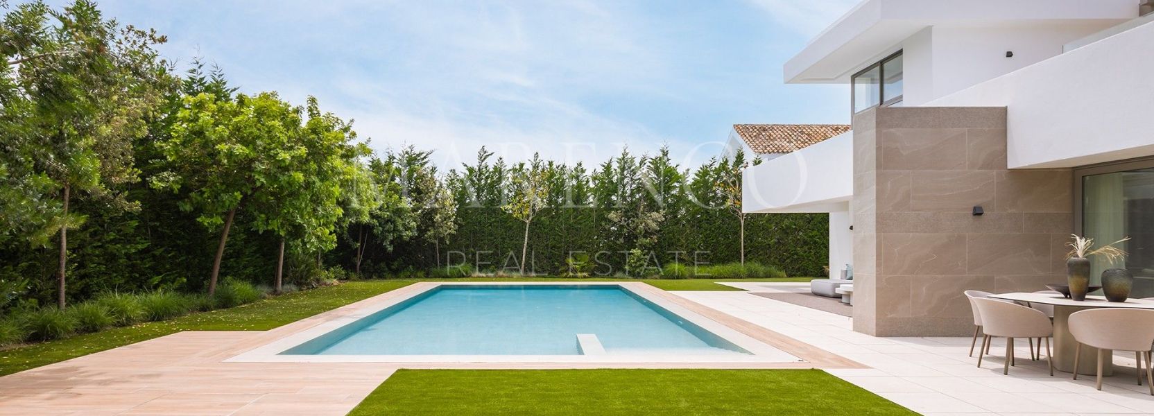 Villa  en El Paraiso, Estepona Este, Estepona