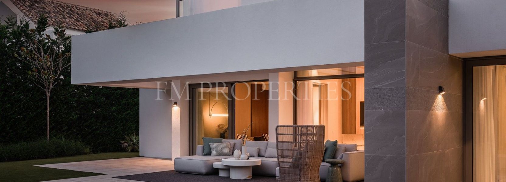 Villa  en El Paraiso, Estepona Este, Estepona