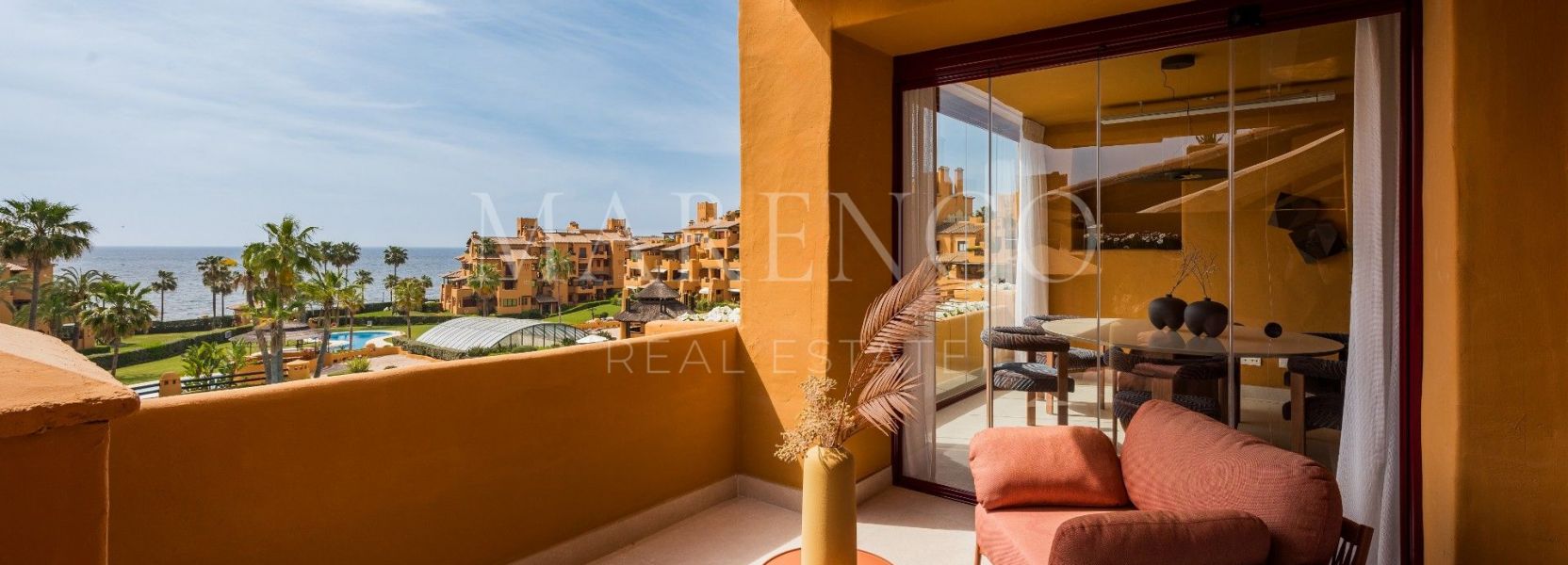 Apartamento  en Los Granados del Mar, Estepona Este, Estepona