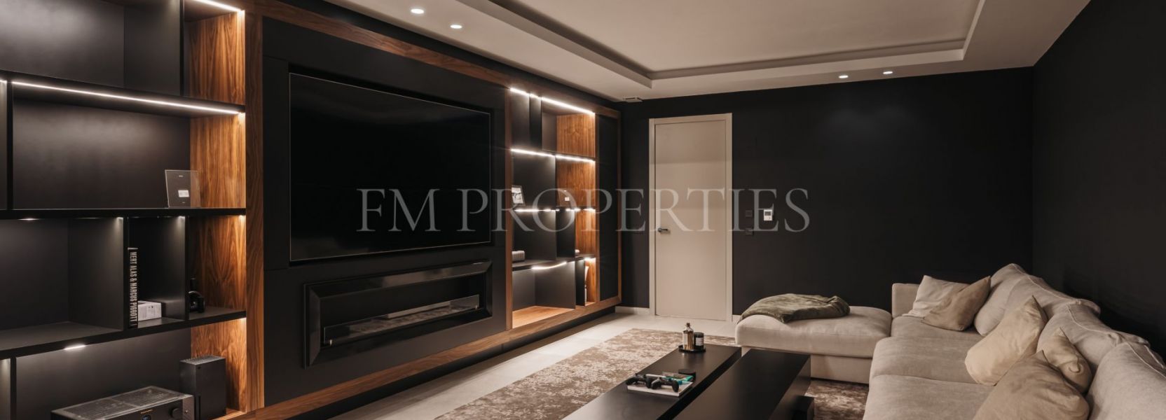 Villa  en Elviria, Marbella Este, Marbella