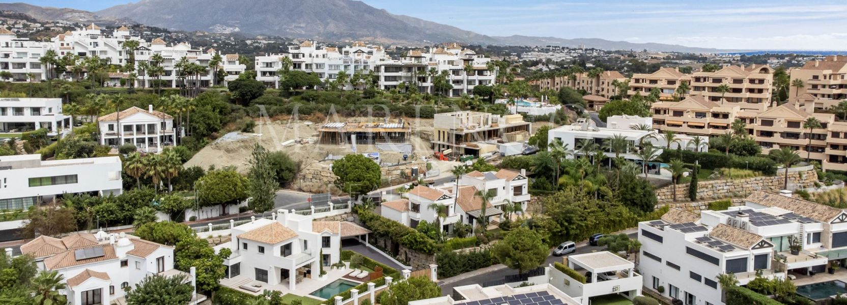 Villa  in La Alqueria, Benahavis