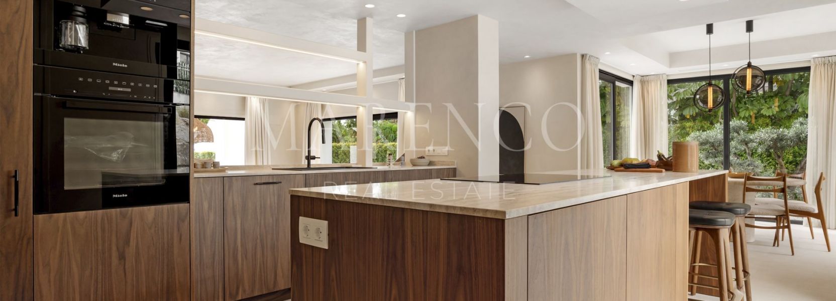 Villa  in La Alqueria, Benahavis