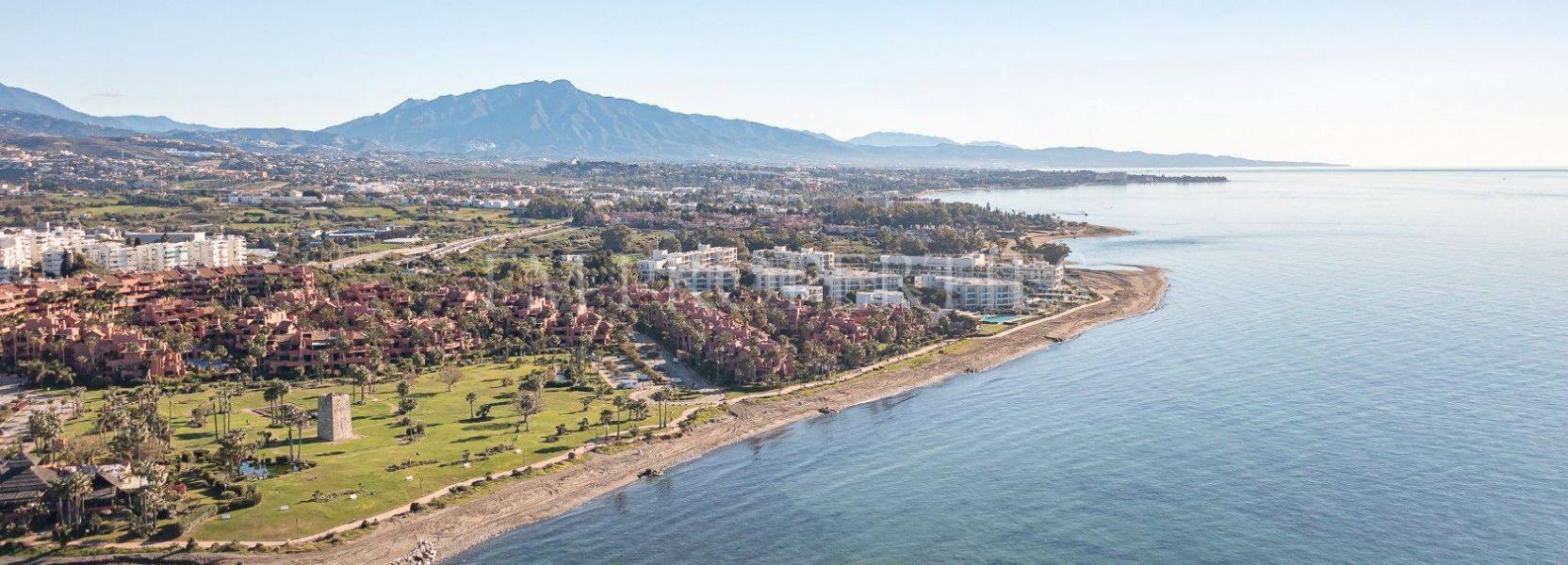 Penthouse  in Guadalmansa, Estepona East, Estepona