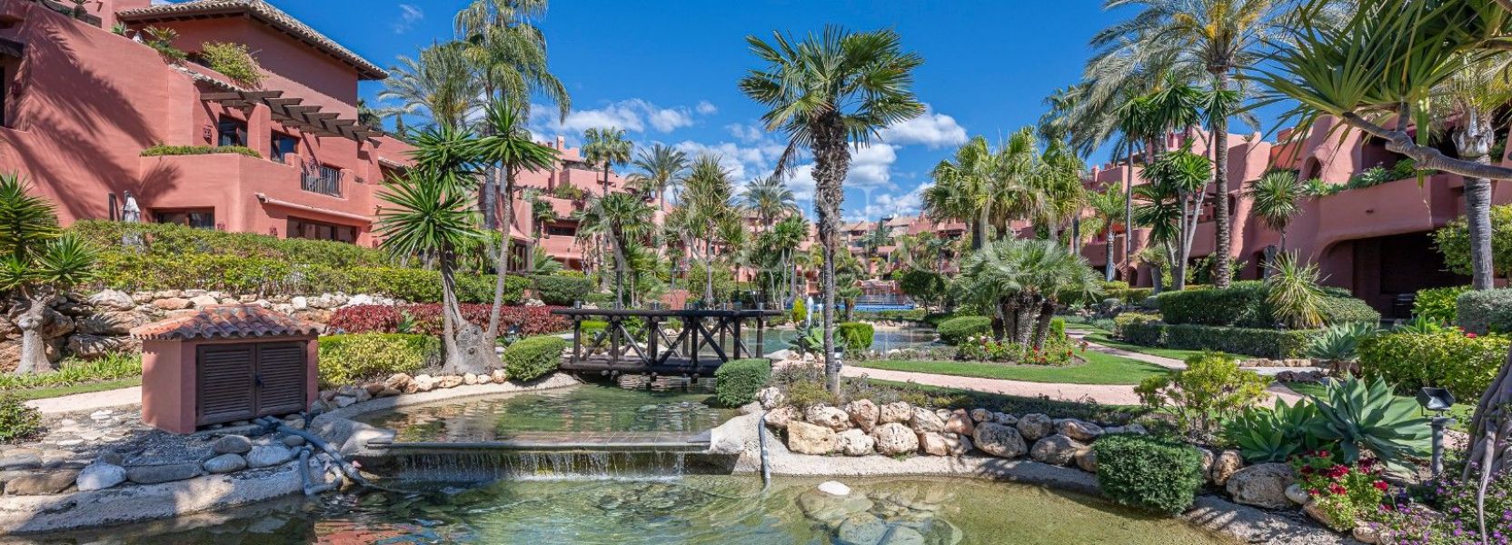 Penthaus  in Guadalmansa, Estepona Ost, Estepona