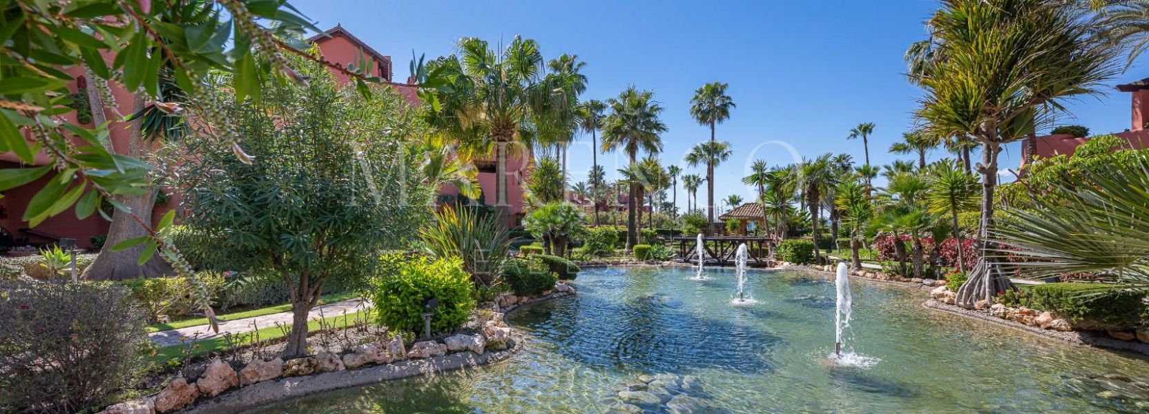 Penthaus  in Guadalmansa, Estepona Ost, Estepona