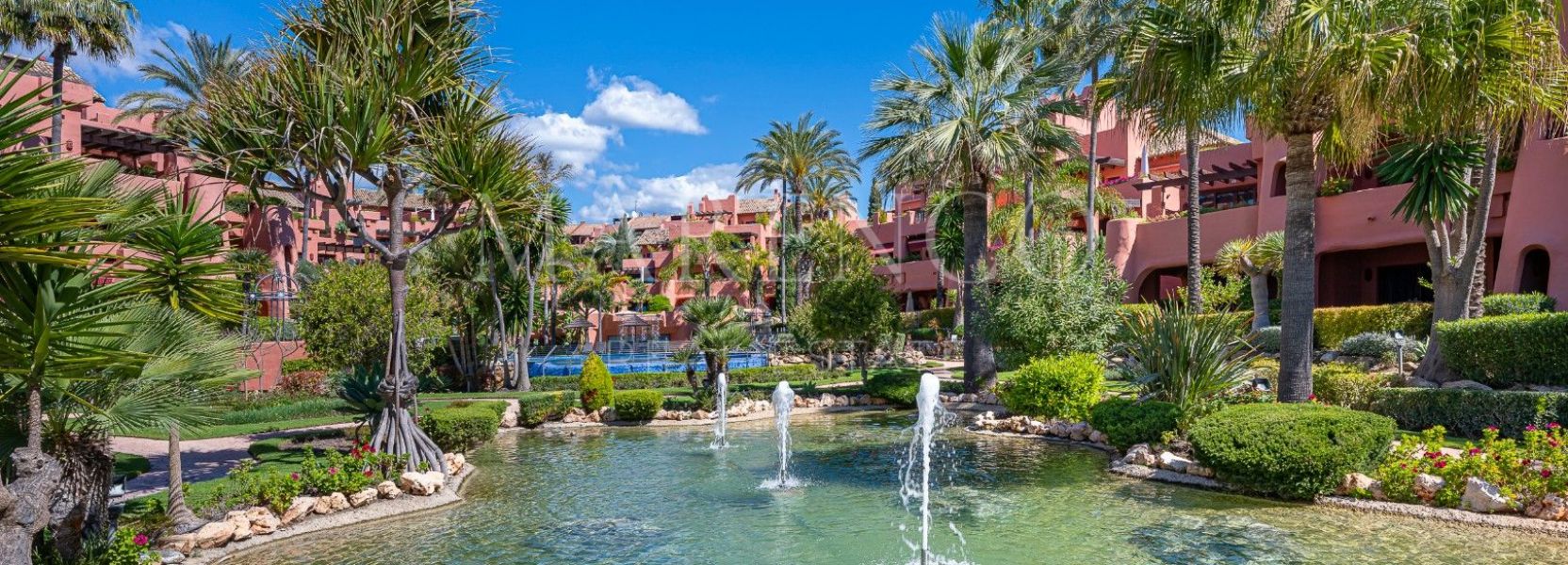 Penthaus  in Guadalmansa, Estepona Ost, Estepona