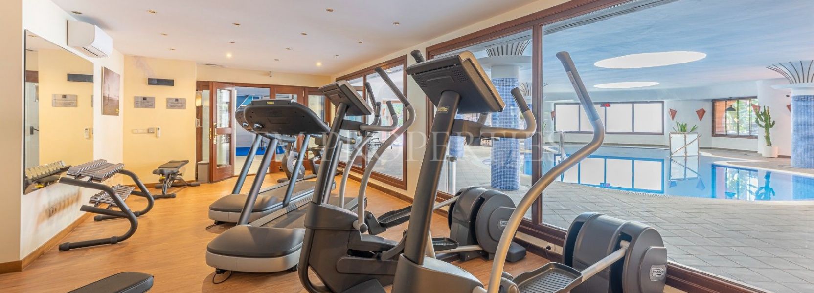 Penthouse  in Guadalmansa, Estepona East, Estepona