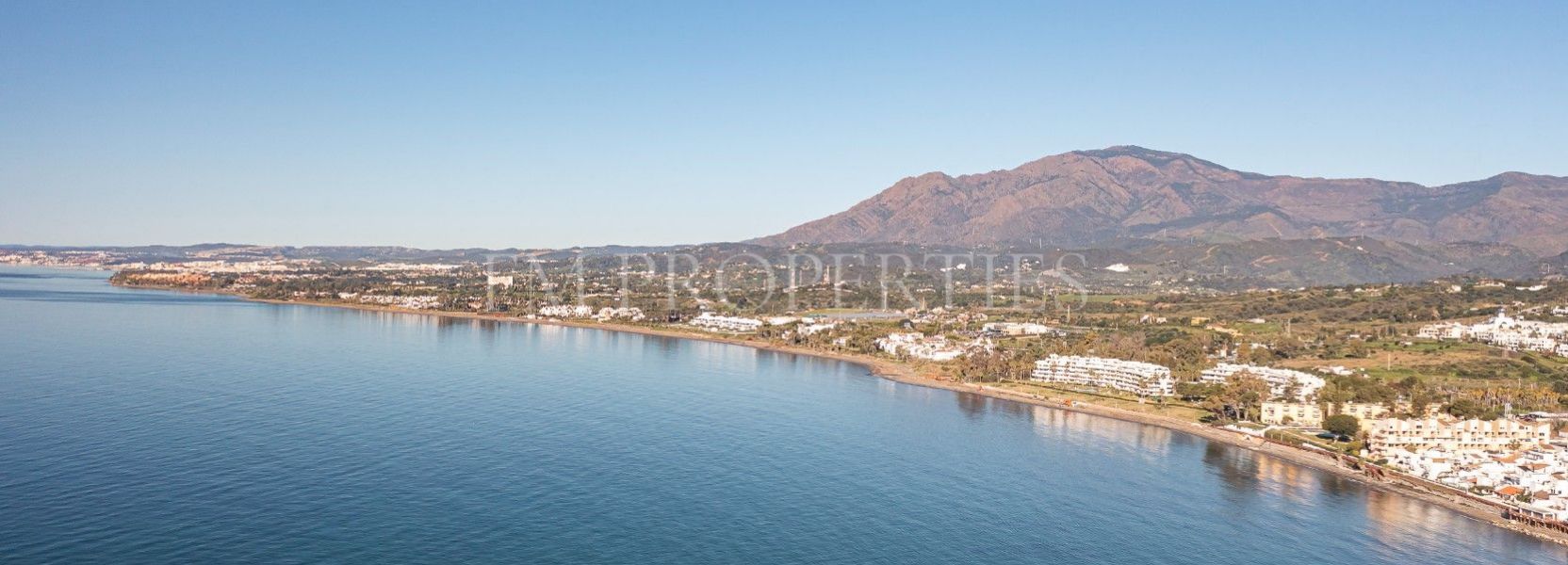 Penthouse  in Guadalmansa, Estepona East, Estepona