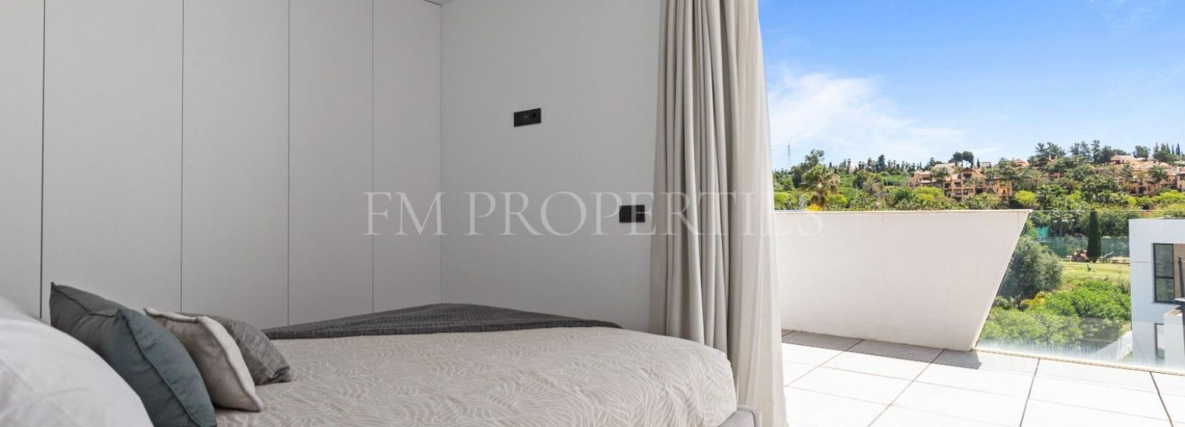 Villa  in El Campanario, Estepona Oost, Estepona