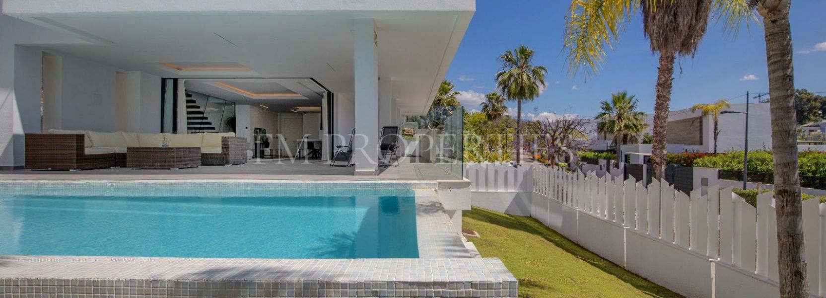 Villa  in El Campanario, Estepona Oost, Estepona