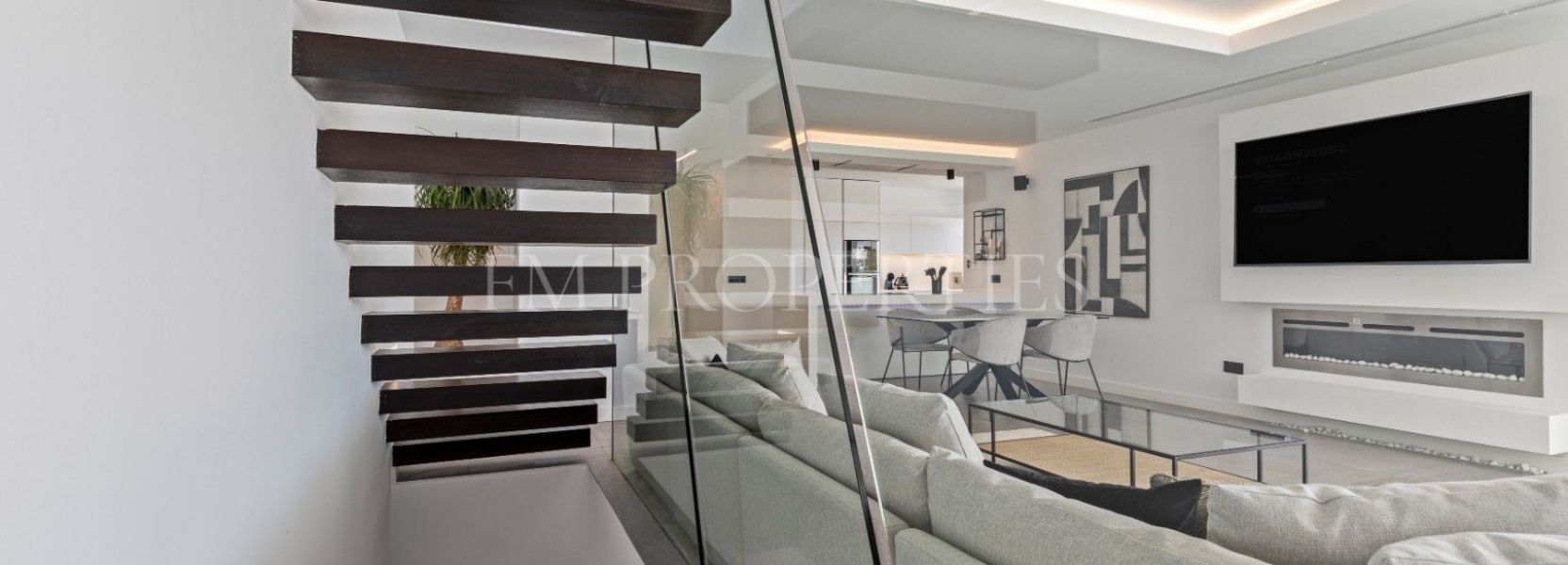 Villa  in El Campanario, Estepona Oost, Estepona