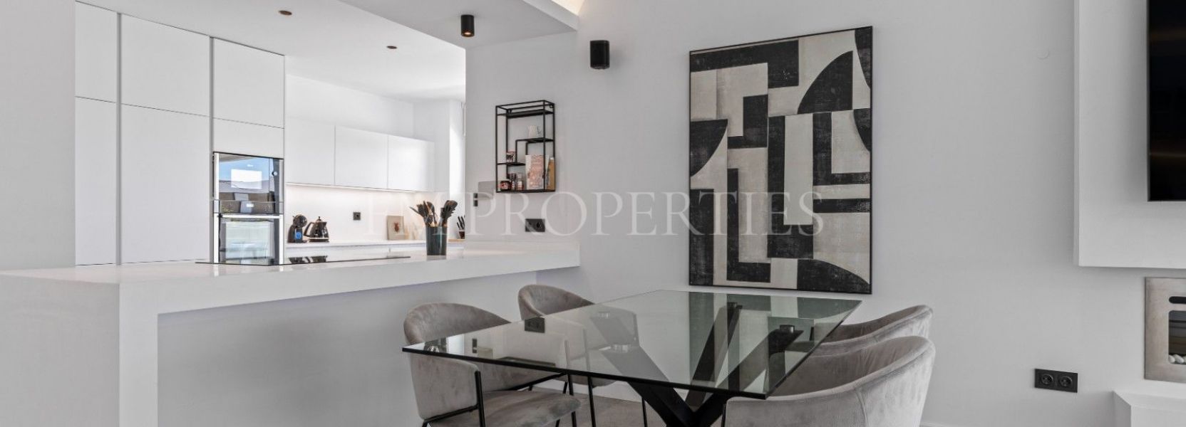 Villa  in El Campanario, Estepona Oost, Estepona