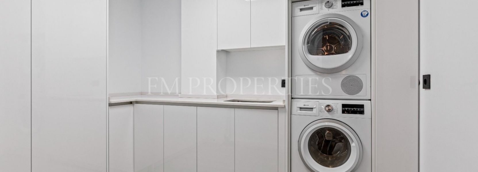 Villa  in El Campanario, Estepona Oost, Estepona