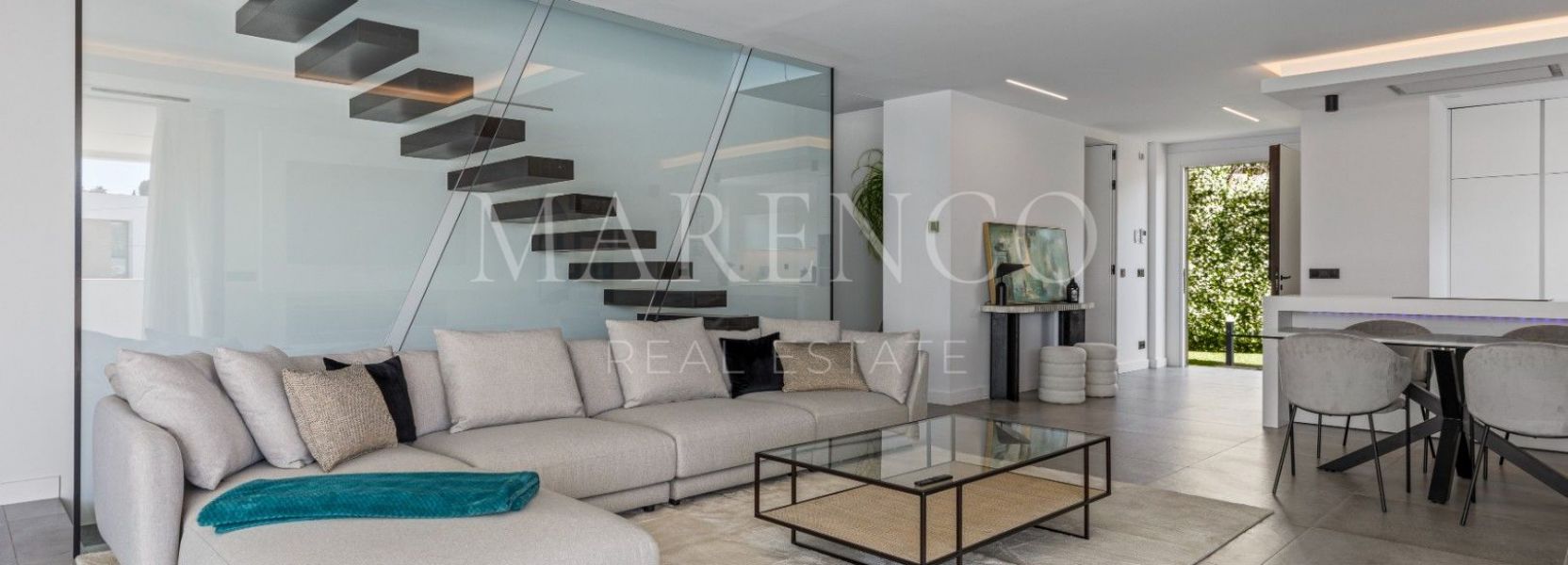 Villa  en El Campanario, Estepona Este, Estepona