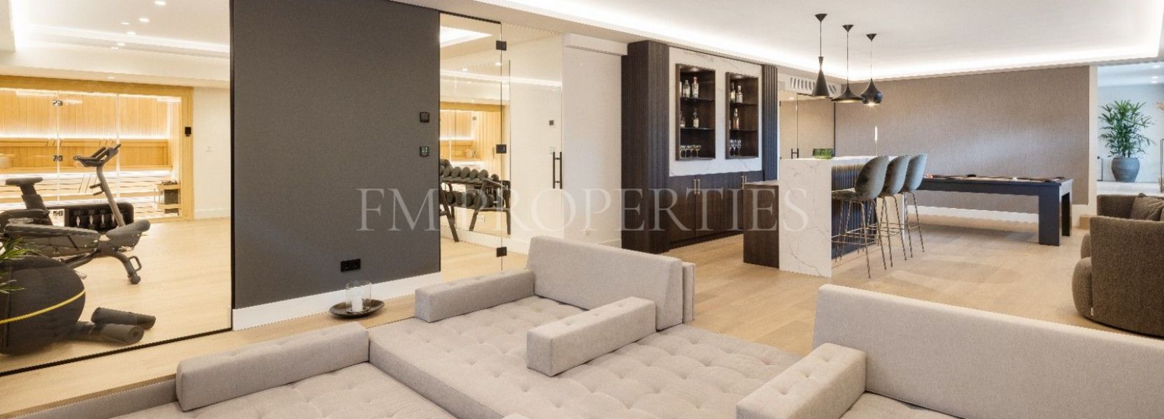 Villa  in Las Brisas, Nueva Andalucia, Marbella