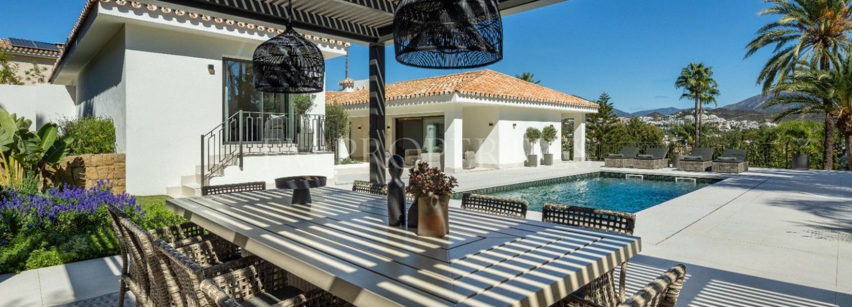 Villa  in Las Brisas, Nueva Andalucia, Marbella