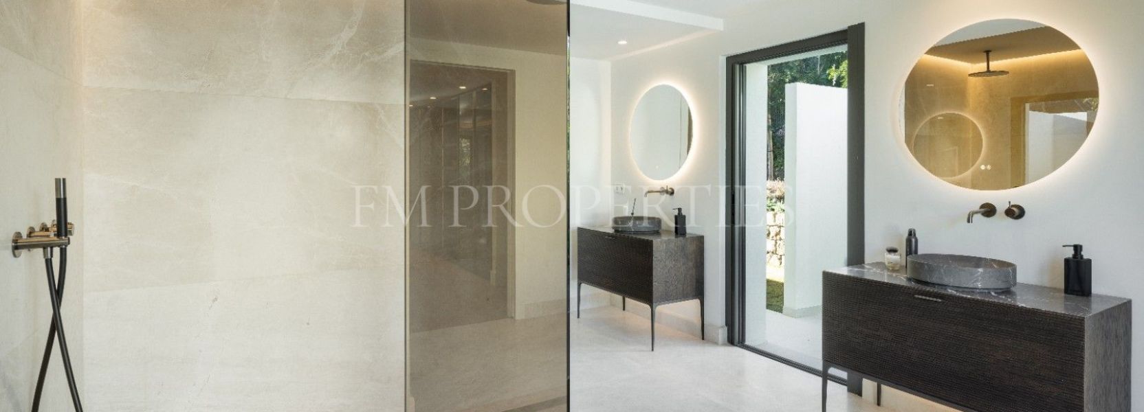 Villa  in Las Brisas, Nueva Andalucia, Marbella