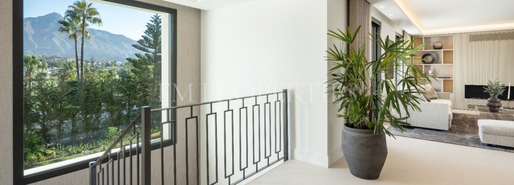 Villa  in Las Brisas, Nueva Andalucia, Marbella