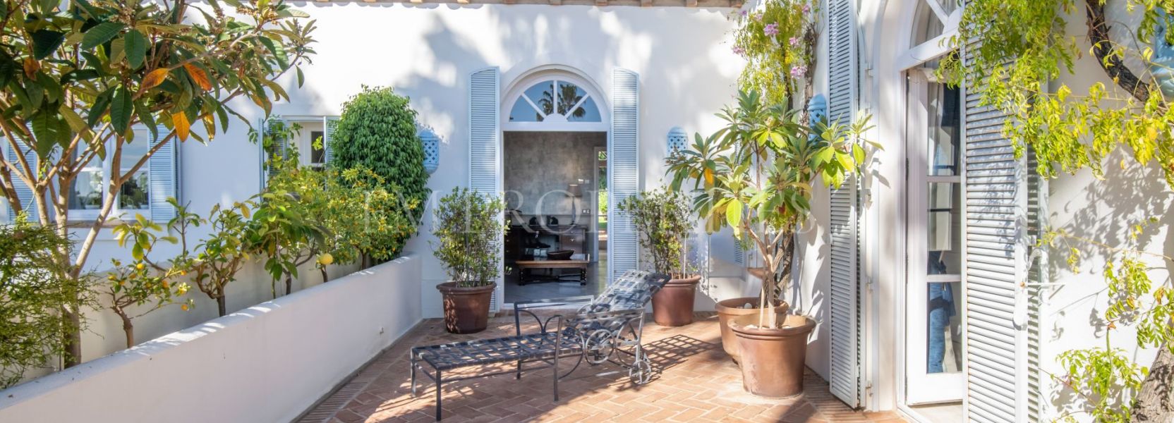 Villa  in Altos Reales, Marbella Goldene Meile, Marbella