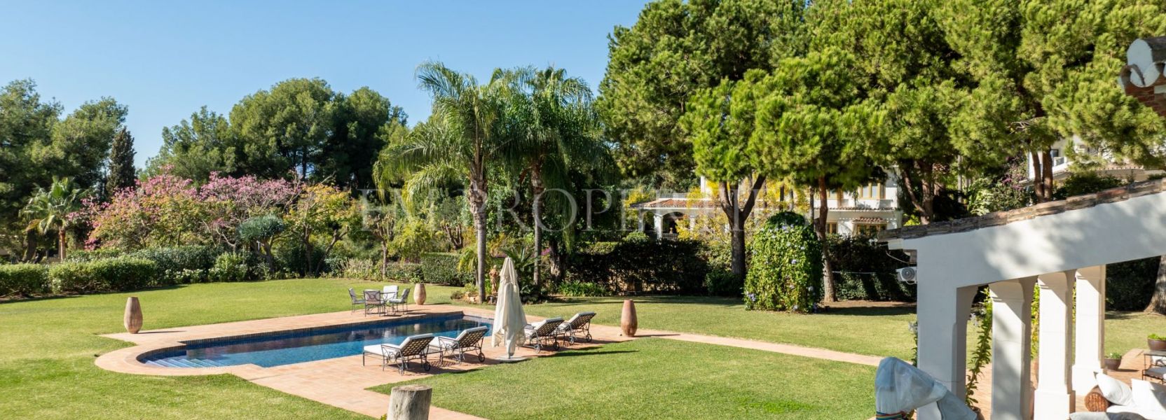 Villa  in Altos Reales, Marbella Goldene Meile, Marbella